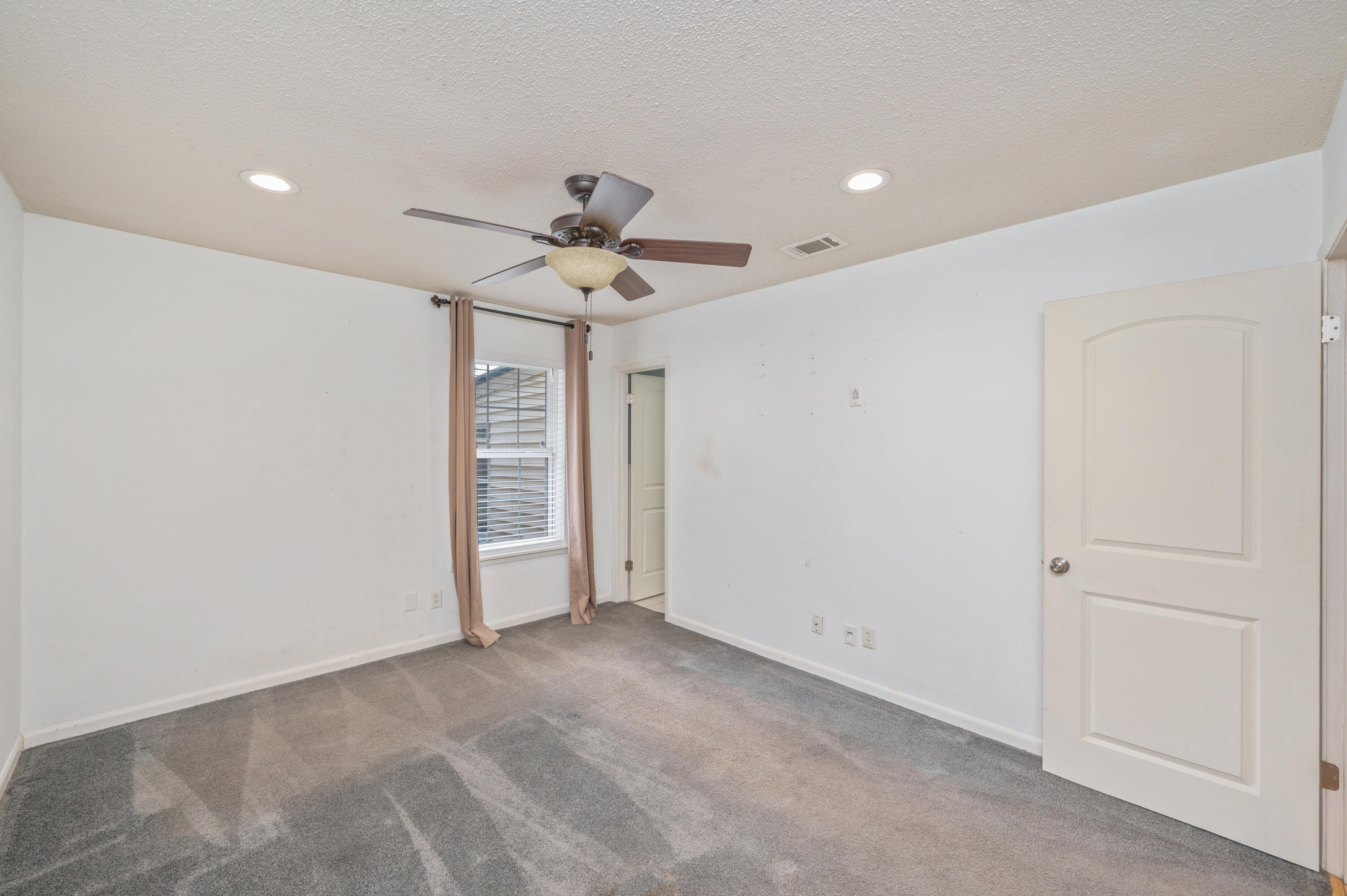 516 Stillwell Boulevard Crestview, FL 32539 - Photo 14 of 32 16-print-516-stillwell-blvd