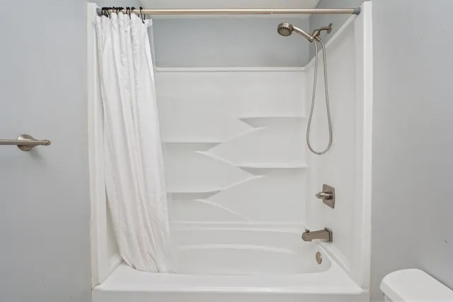 $235,700 | 516 Stillwell Boulevard, Crestview, FL 32539