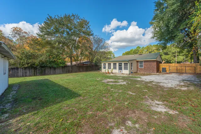 $235,700 | 516 Stillwell Boulevard, Crestview, FL 32539