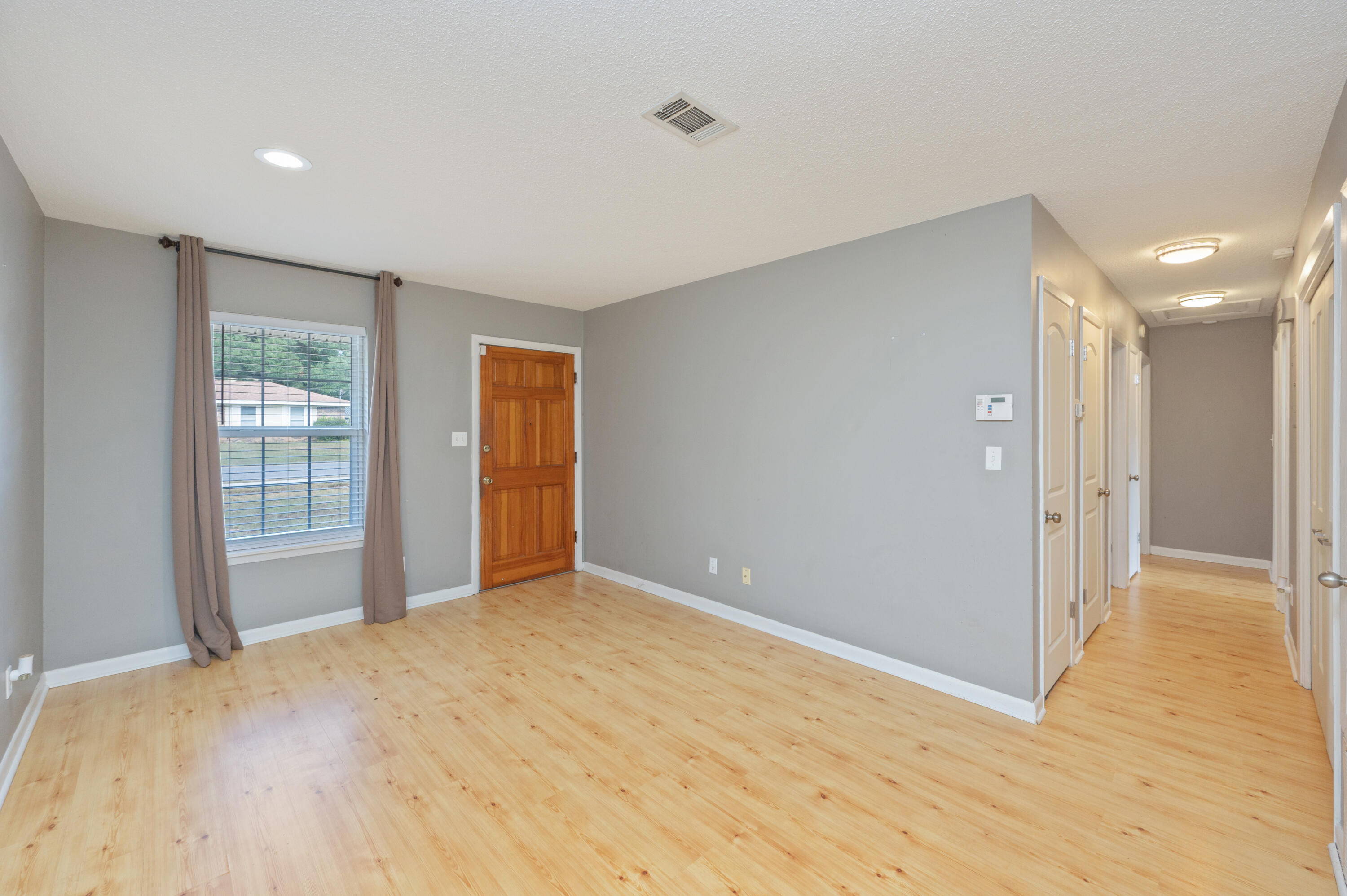 516 Stillwell Boulevard Crestview, FL 32539 - Photo 4 of 32 6-print-516-stillwell-blvd