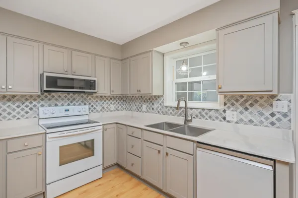 $225,700 | 516 Stillwell Boulevard, Crestview, FL 32539