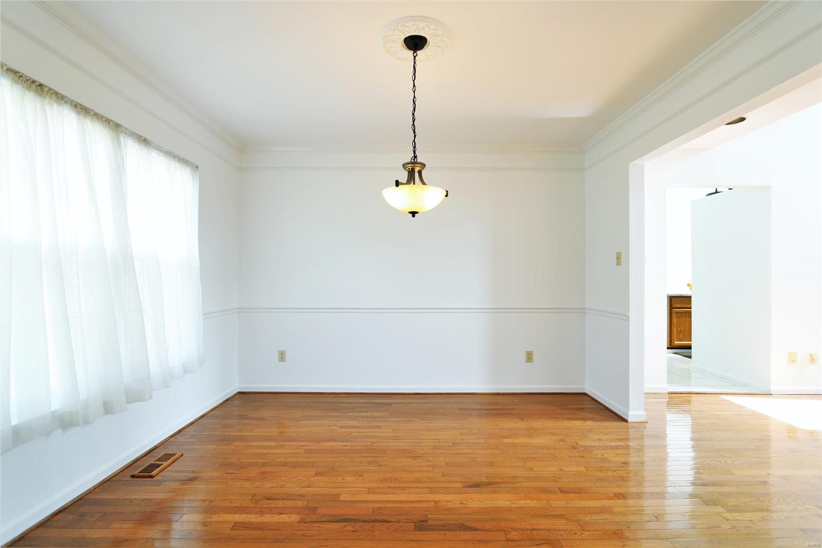 3908 Butler Hill Road St. Louis, MO 63129 - Photo 8 of 50 Gallery Image 8