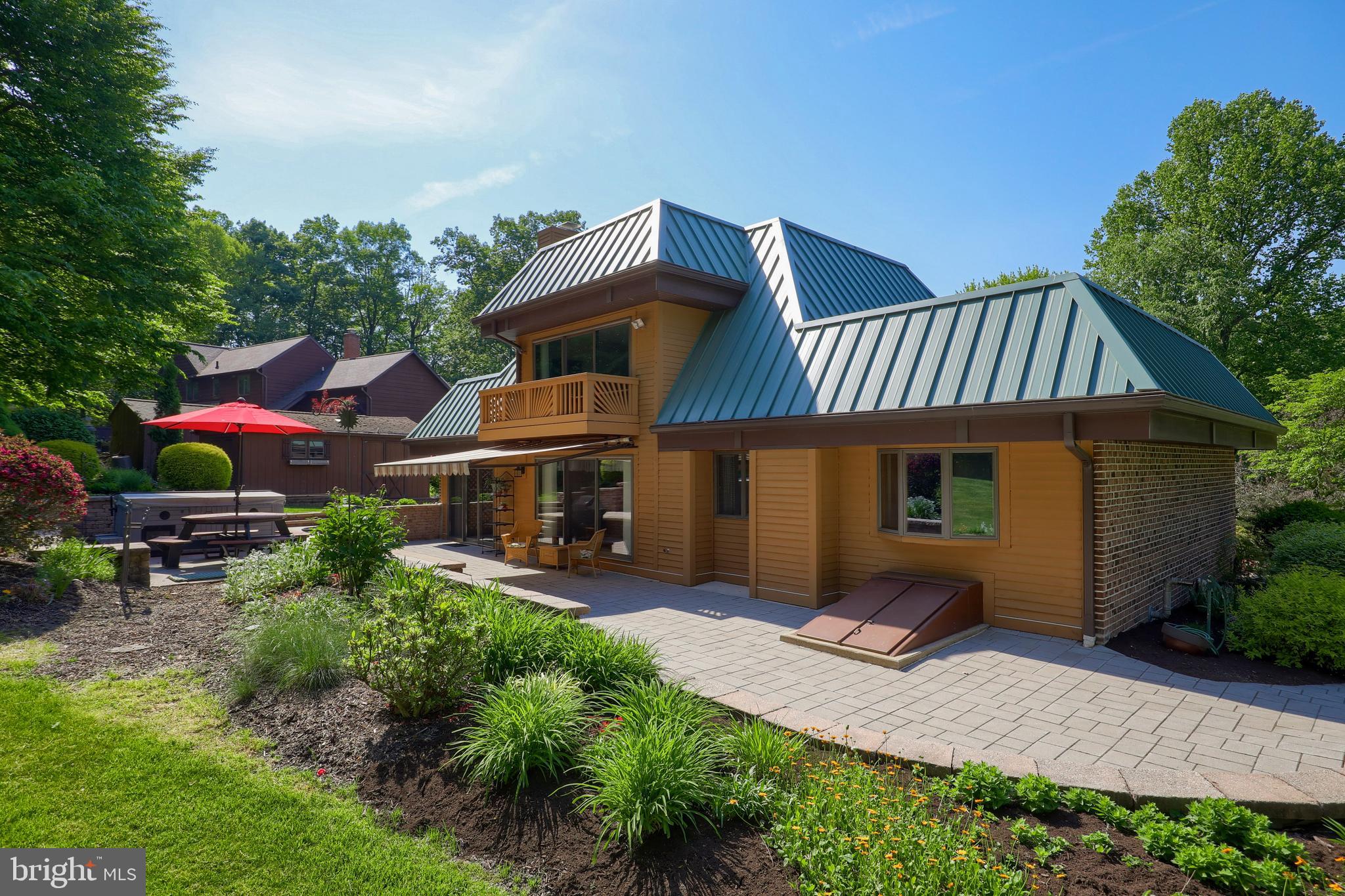 17 Harry Avenue Reading, PA 19607 - Photo 13 of 53 Back