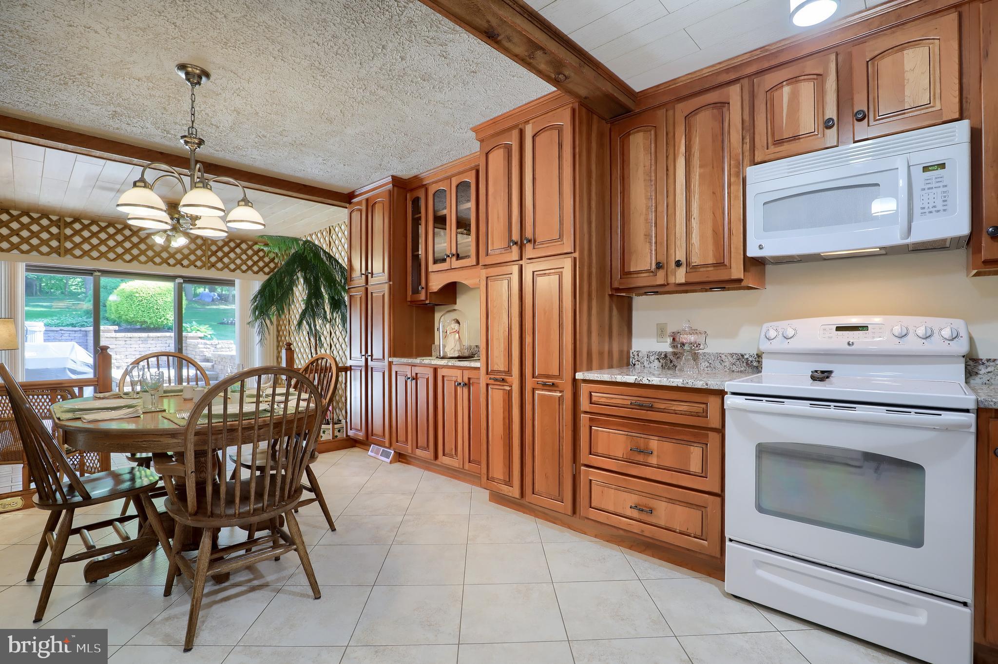 17 Harry Avenue Reading, PA 19607 - Photo 30 of 53 Kitchen