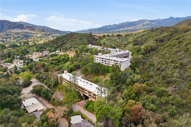 $500,000 | 1935 Alpha Road, Unit 337, Glendale, CA 91208