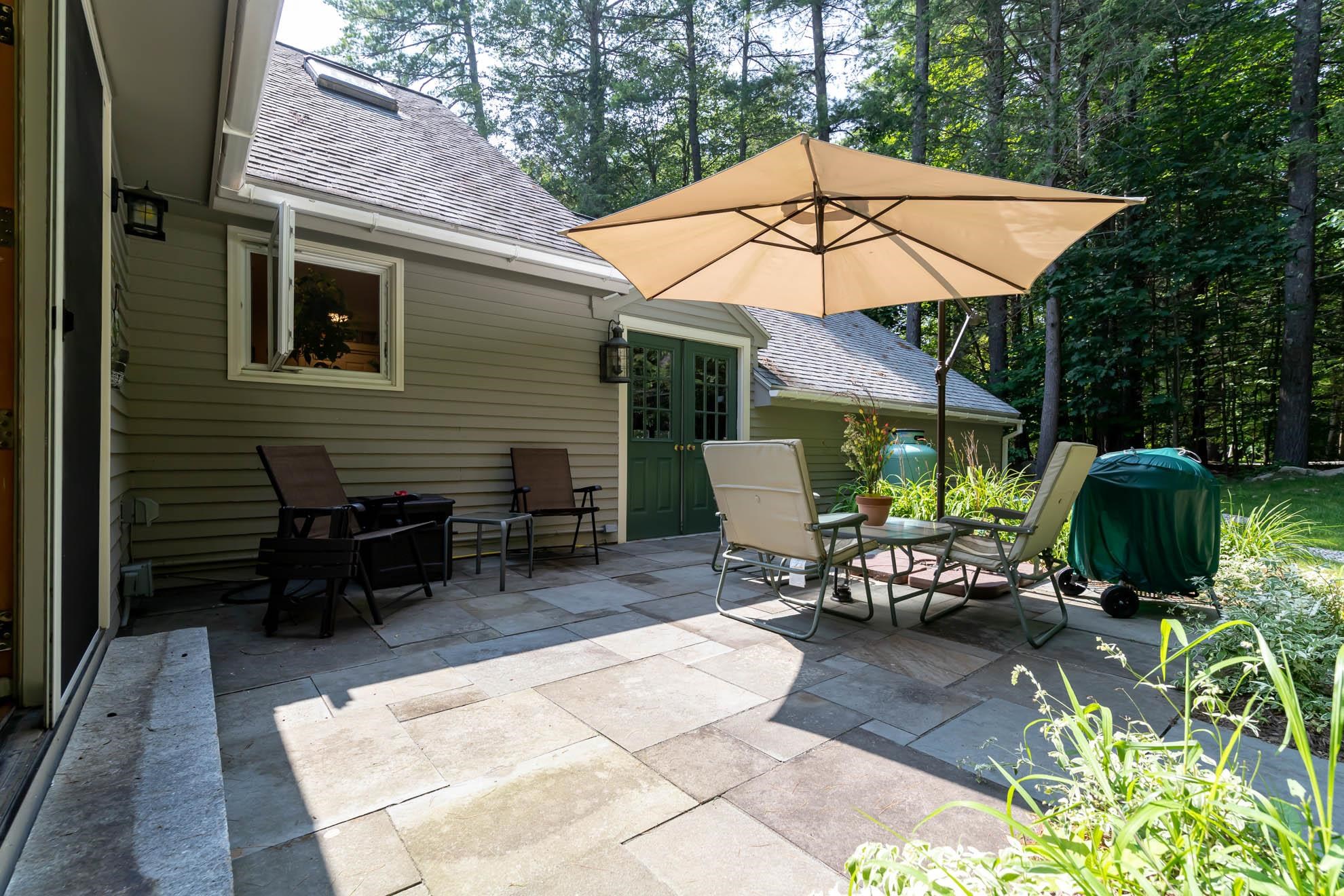 2 Laurel Circle Wolfeboro, NH 03894 - Photo 12 of 40