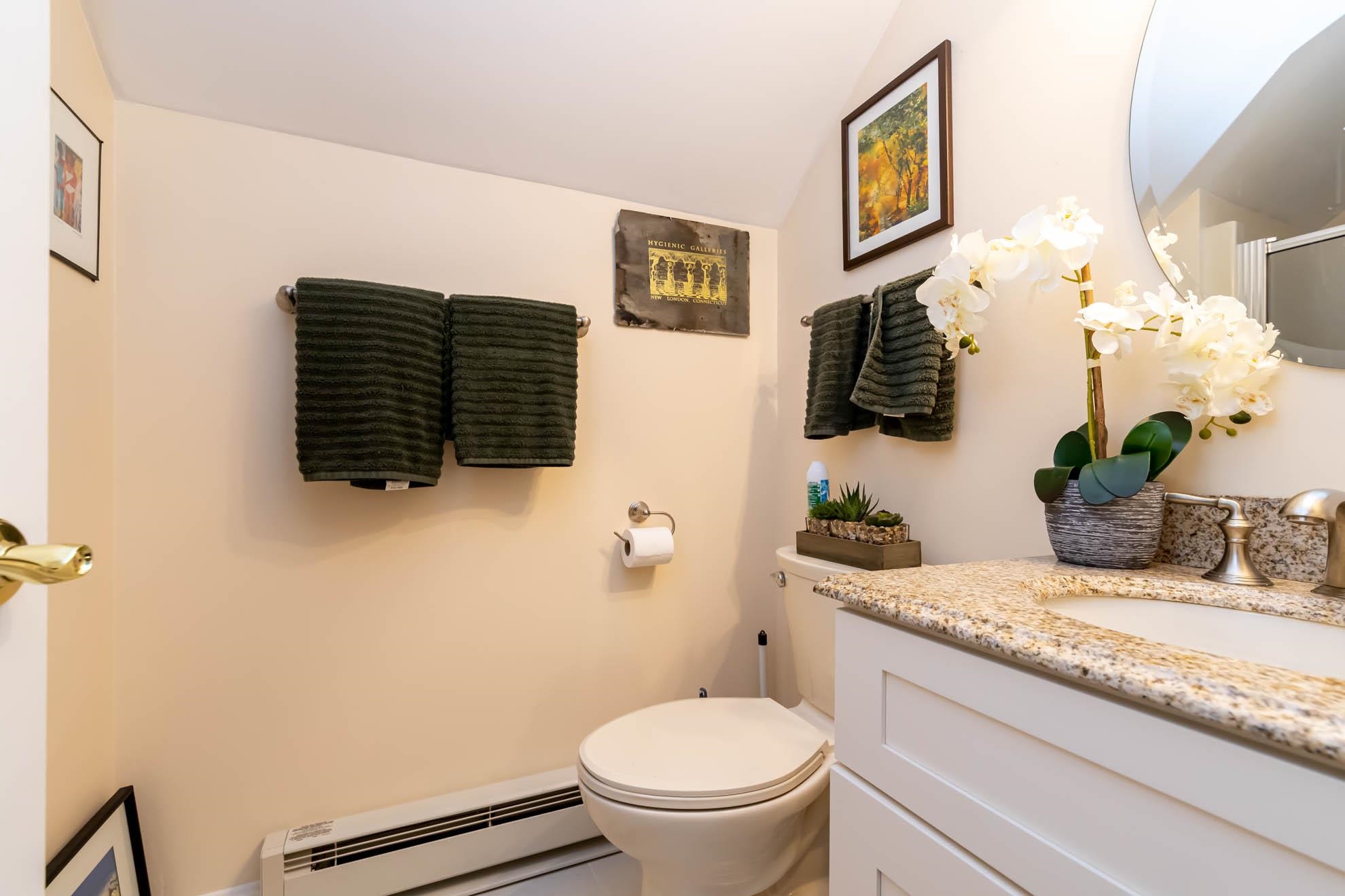 2 Laurel Circle Wolfeboro, NH 03894 - Photo 21 of 40