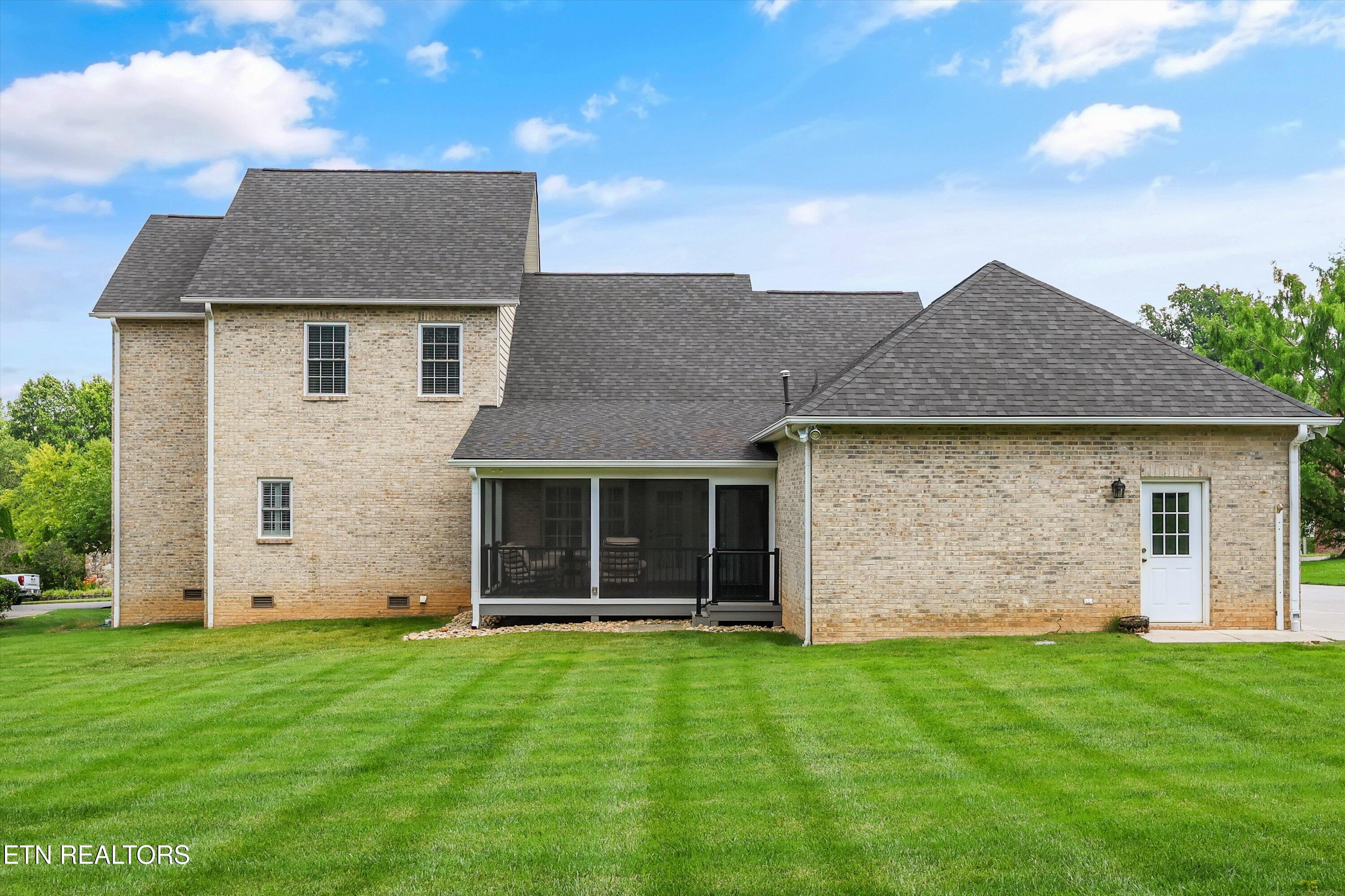 64 Rolling Links Boulevard Oak Ridge, TN 37830 - Photo 36 of 54 Back Exterior