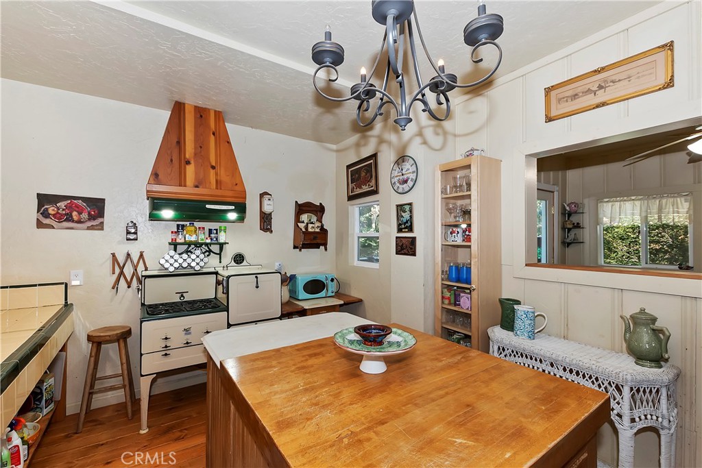 29591 Hook Creek Road Cedar Glen, CA 92321 - Photo 14 of 43