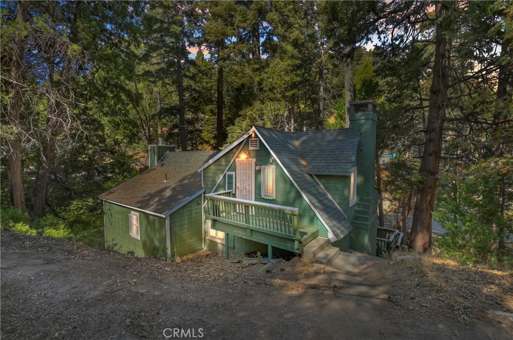 29591 Hook Creek Road Cedar Glen, CA 92321 - Photo 30 of 43 a house view with a outdoor space