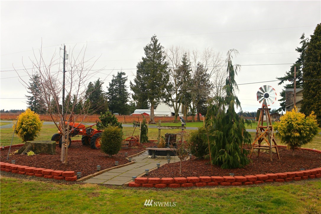 1005 Central Road Everson, WA 98247 - Photo 3 of 22