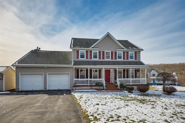 $699,000 | 134 Brookside Lane, LaGrangeville, NY 12540