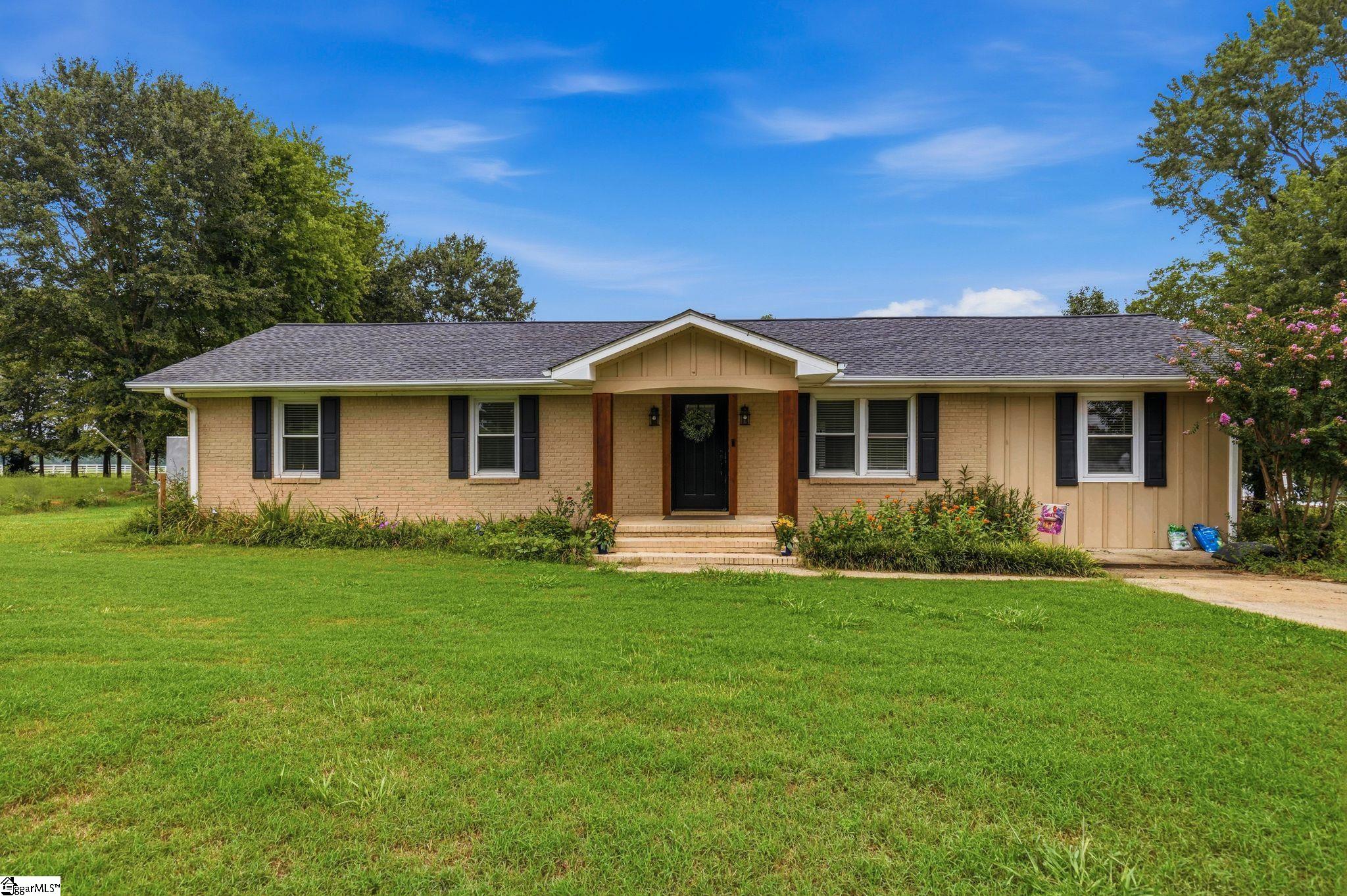 1660 Holly Springs Road Inman, SC 29349 - Photo 2 of 44 Gallery Image 2