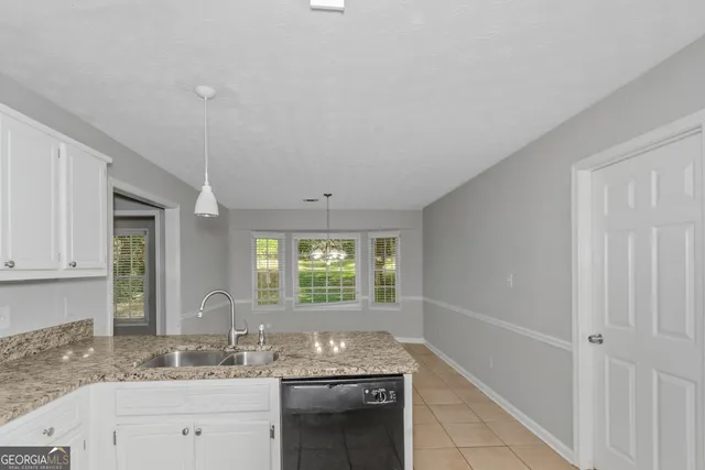 $1,700 | 213 Robin Lane, Stockbridge, GA 30281