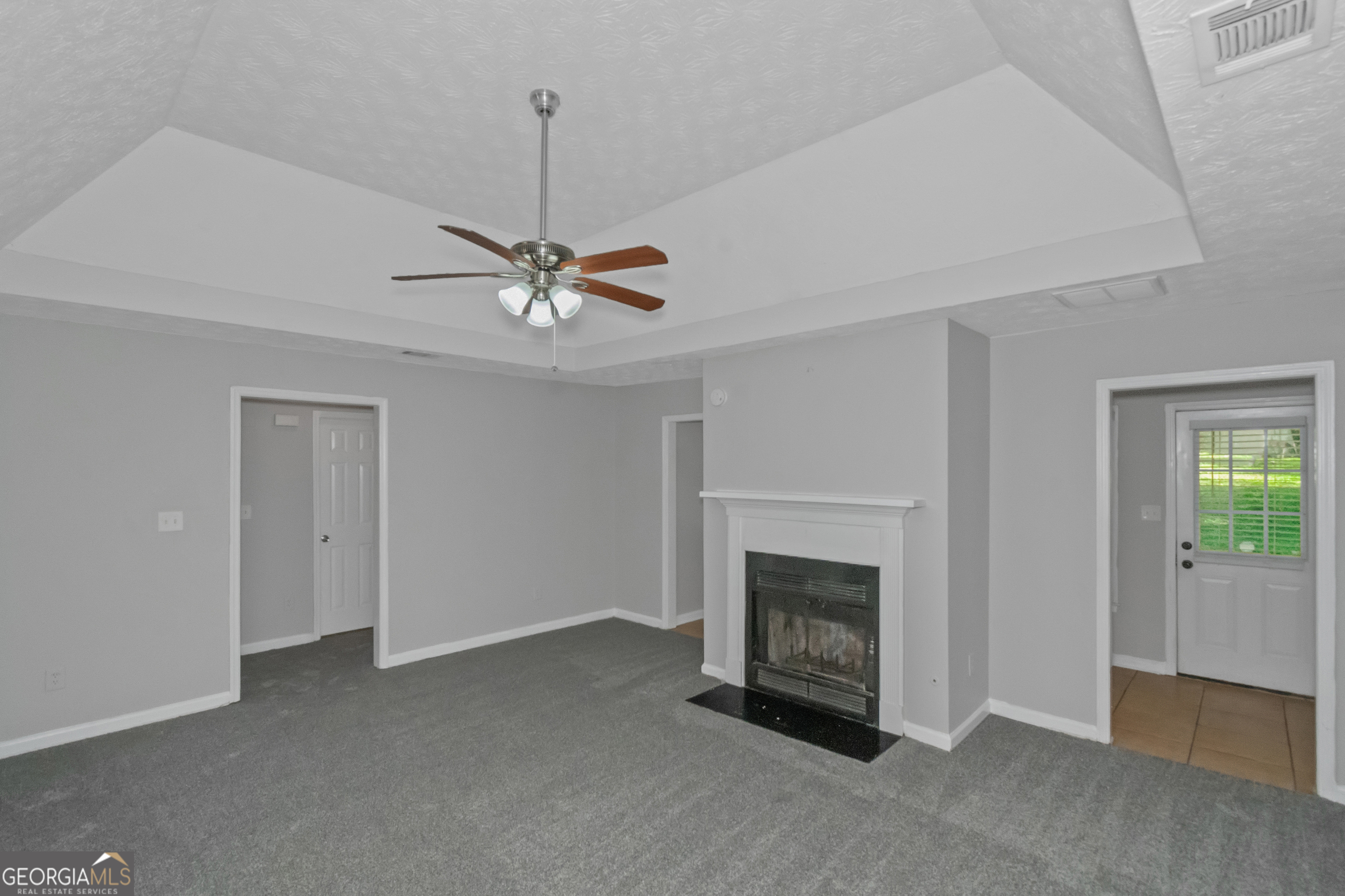 213 Robin Lane Stockbridge, GA 30281 - Photo 7 of 35