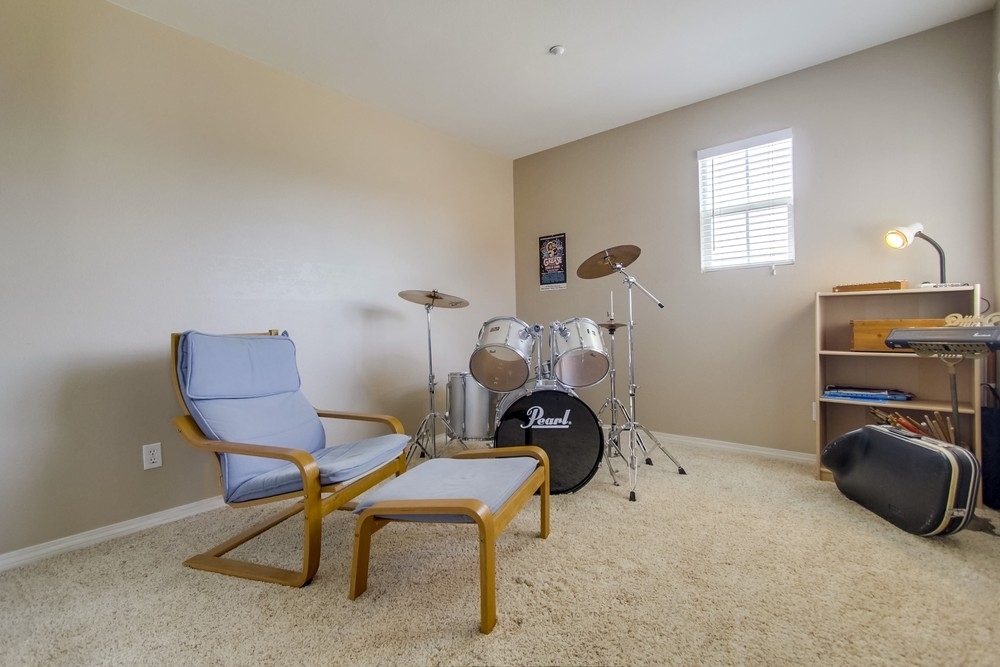 312 Natalie Way Fallbrook, CA 92028 - Photo 18 of 25