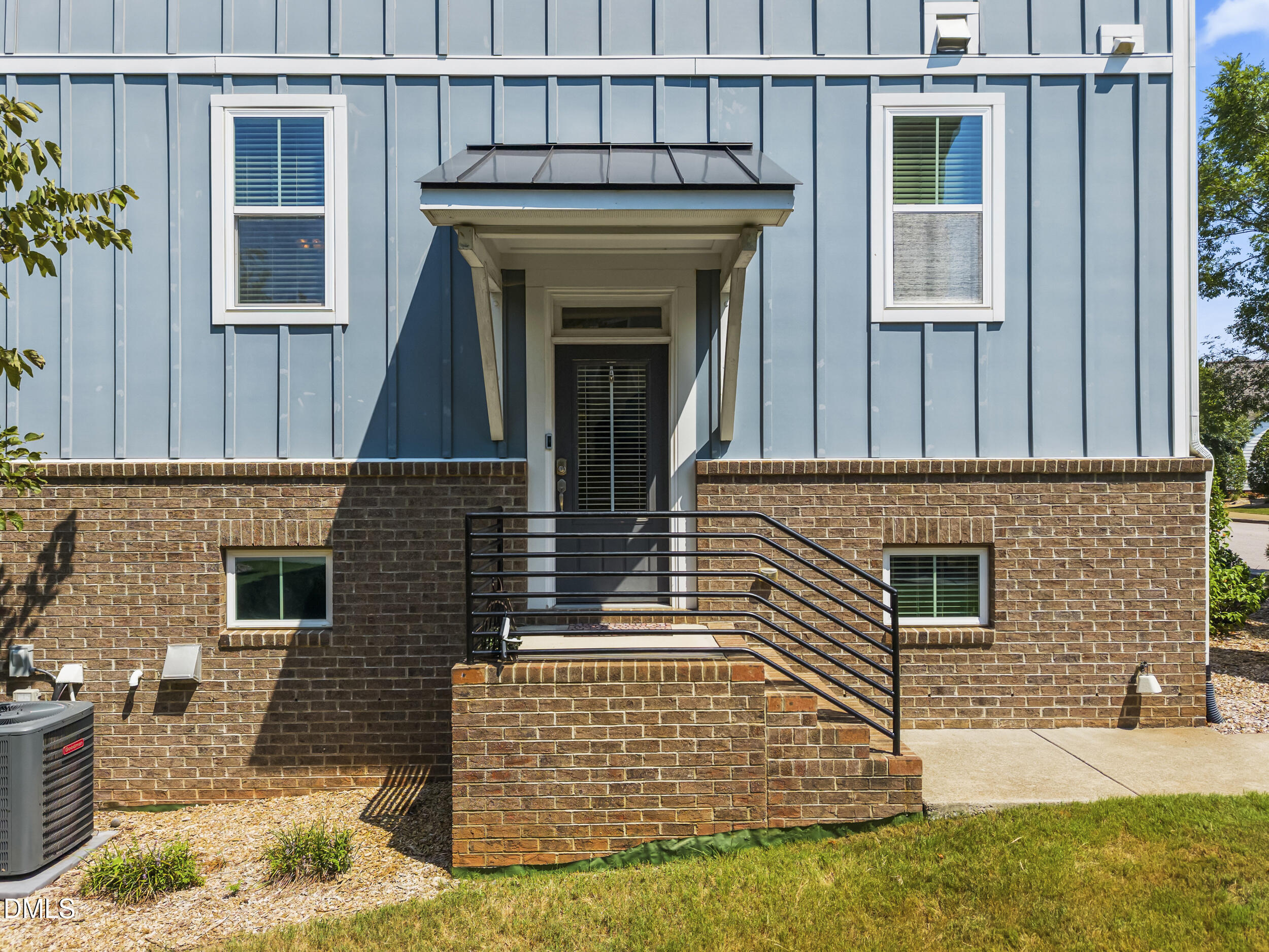 1529 Crafton Way Raleigh, NC 27607 - Photo 44 of 48 8_dji_20260824120840_0173_d