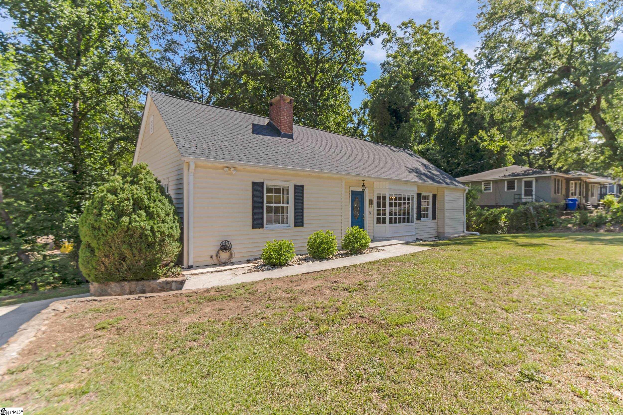 137 Cleveirvine Avenue Greenville, SC 29607 - Photo 3 of 41