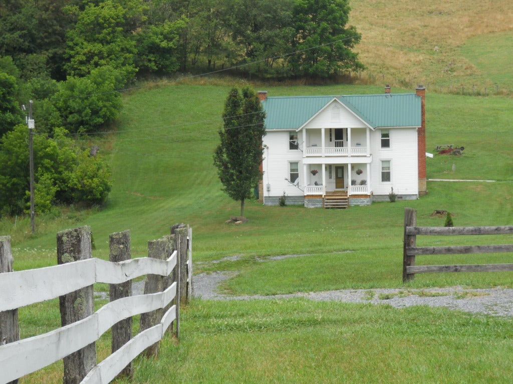 Lewis Road Ronceverte, WV 24970 - Photo 1 of 25 Main View