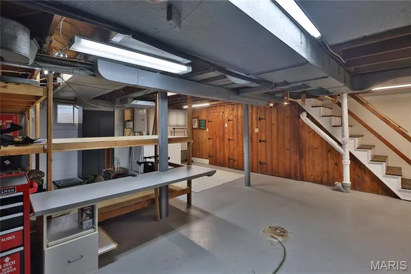 $499,000 | 8069 Teasdale Avenue, University City, MO 63130