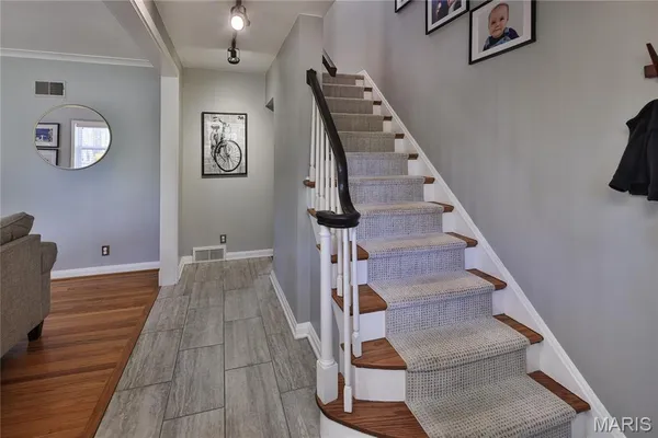 $499,000 | 8069 Teasdale Avenue, University City, MO 63130