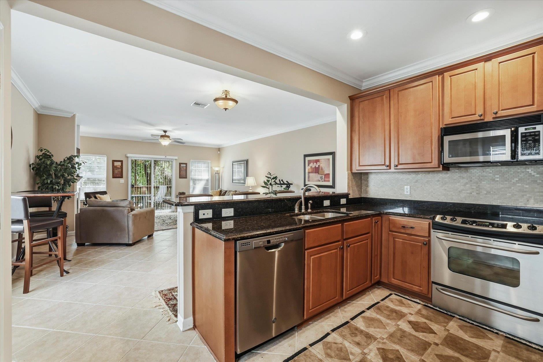 1325 Stone Road, Unit 201 Tallahassee, FL 32303 - Photo 10 of 46 Gallery Image 10
