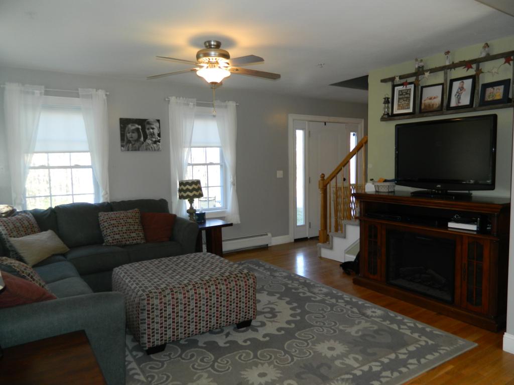 238 Oak Hill Road Northfield, NH 03276 - Photo 13 of 33