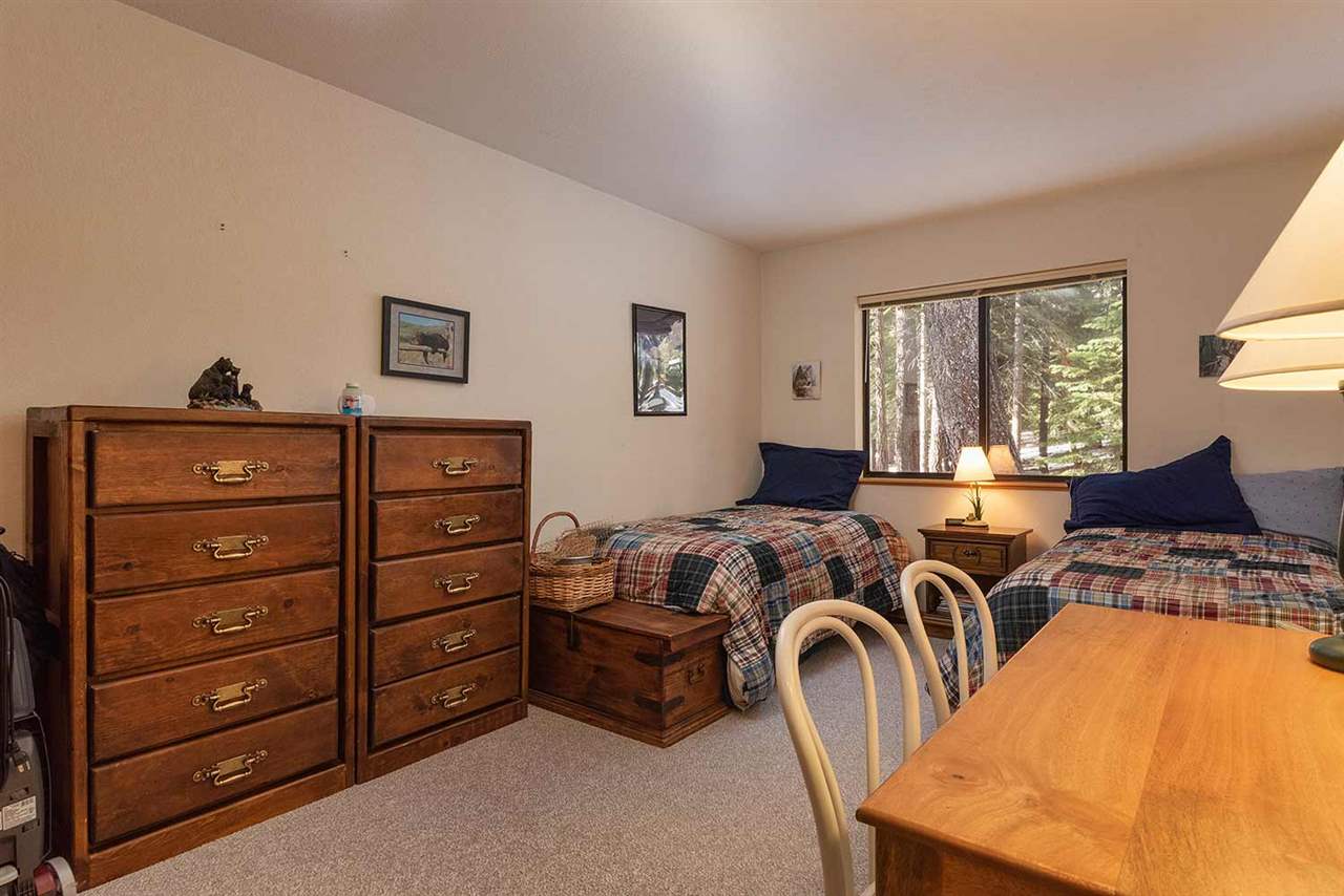 11562 Chamonix Road Truckee, CA 96161 - Photo 9 of 14 Gallery Image 9