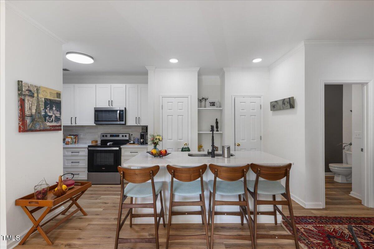 800 West Savannah Ridge Road, Unit 109 Holly Springs, NC 27540 - Photo 11 of 32 09-800 Savannah Ridge RD