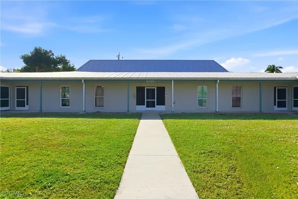 $149,000 | 5725 Genesee Parkway, Unit 10, Bokeelia, FL 33922