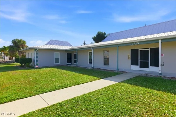 $149,000 | 5725 Genesee Parkway, Unit 10, Bokeelia, FL 33922