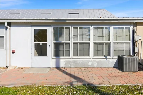 $149,000 | 5725 Genesee Parkway, Unit 10, Bokeelia, FL 33922