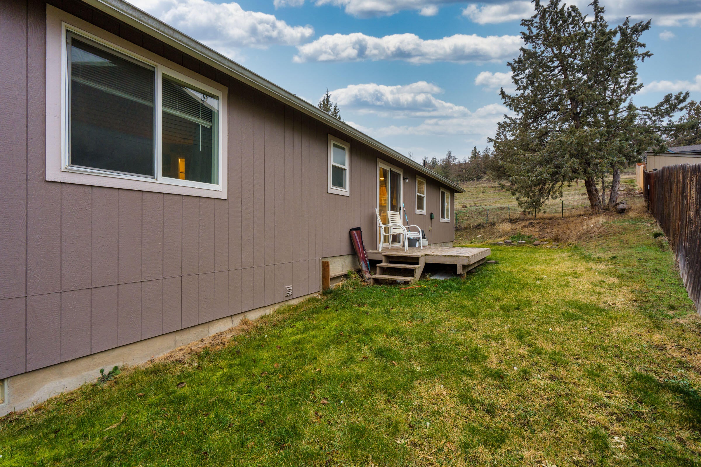 684 Southwest Elk Ridge Court Madras, OR 97741 - Photo 21 of 26 105_Elk Ridge_Pro Property Photos_Bend R
