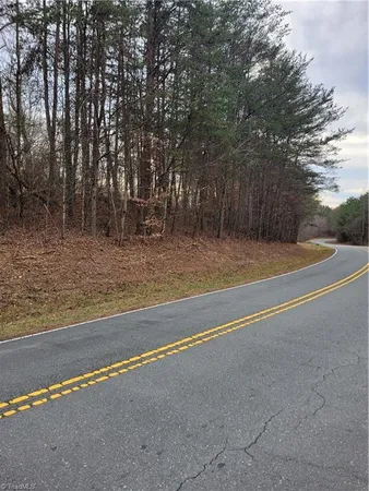 $205,000 | 1671 Bowen Road, Pinnacle, NC 27043
