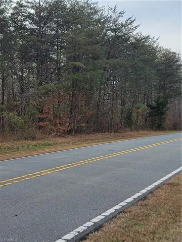 $205,000 | 1671 Bowen Road, Pinnacle, NC 27043