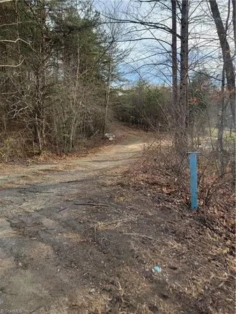 $205,000 | 1671 Bowen Road, Pinnacle, NC 27043