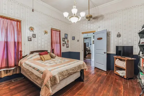 $475,000 | 1307 Wright Street, Llano, TX 78643