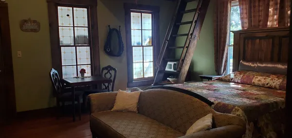 $475,000 | 1307 Wright Street, Llano, TX 78643