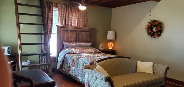$475,000 | 1307 Wright Street, Llano, TX 78643