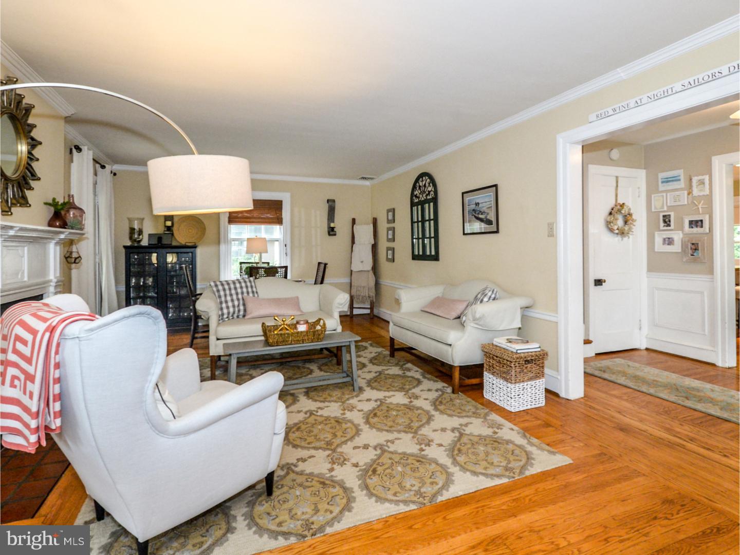 24 Decatur Road Havertown, PA 19083 - Photo 12 of 24 Living Room