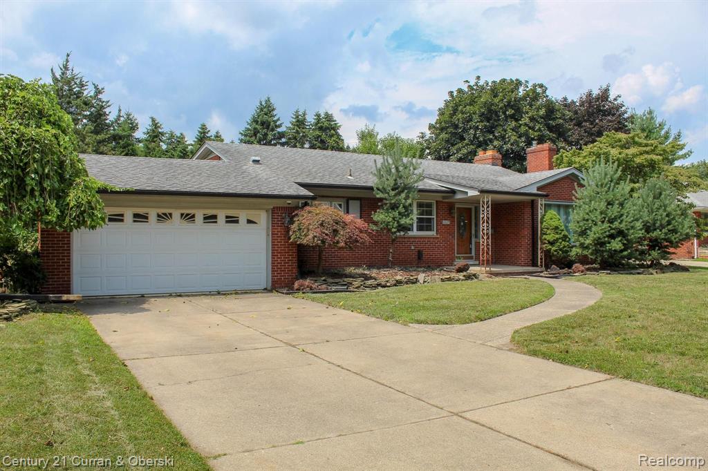854 South Gulley Road Dearborn Heights, MI 48125 - Photo 1 of 25