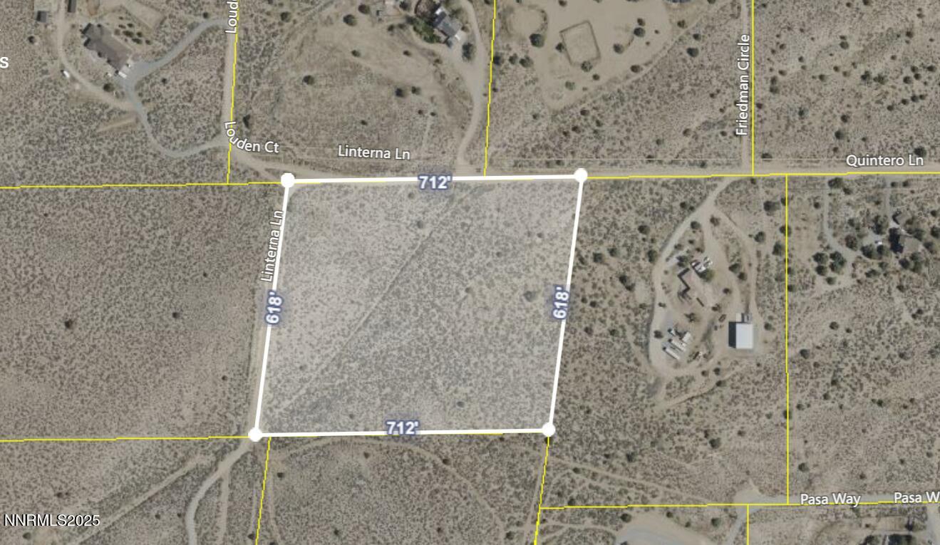 0 Linterna Lane Sparks, NV 89441 - Photo 2 of 5 a view of a bathroom