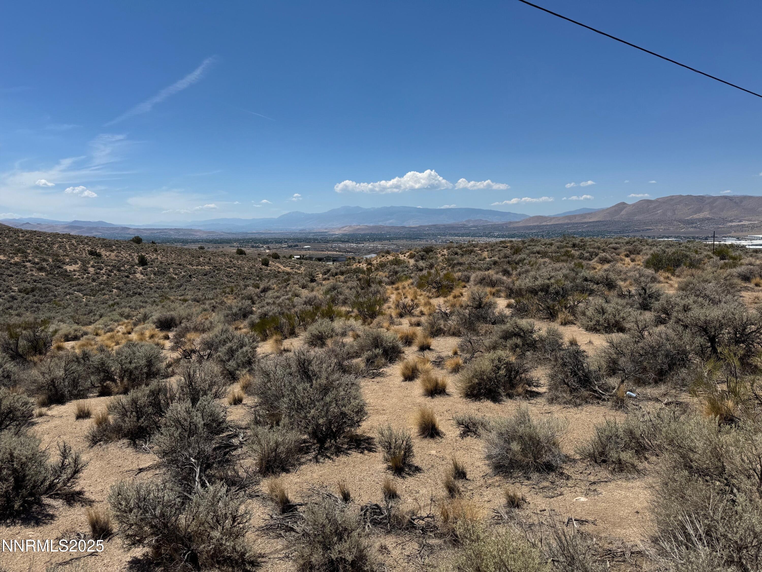0 Linterna Lane Sparks, NV 89441 - Photo 4 of 5 a view of a city