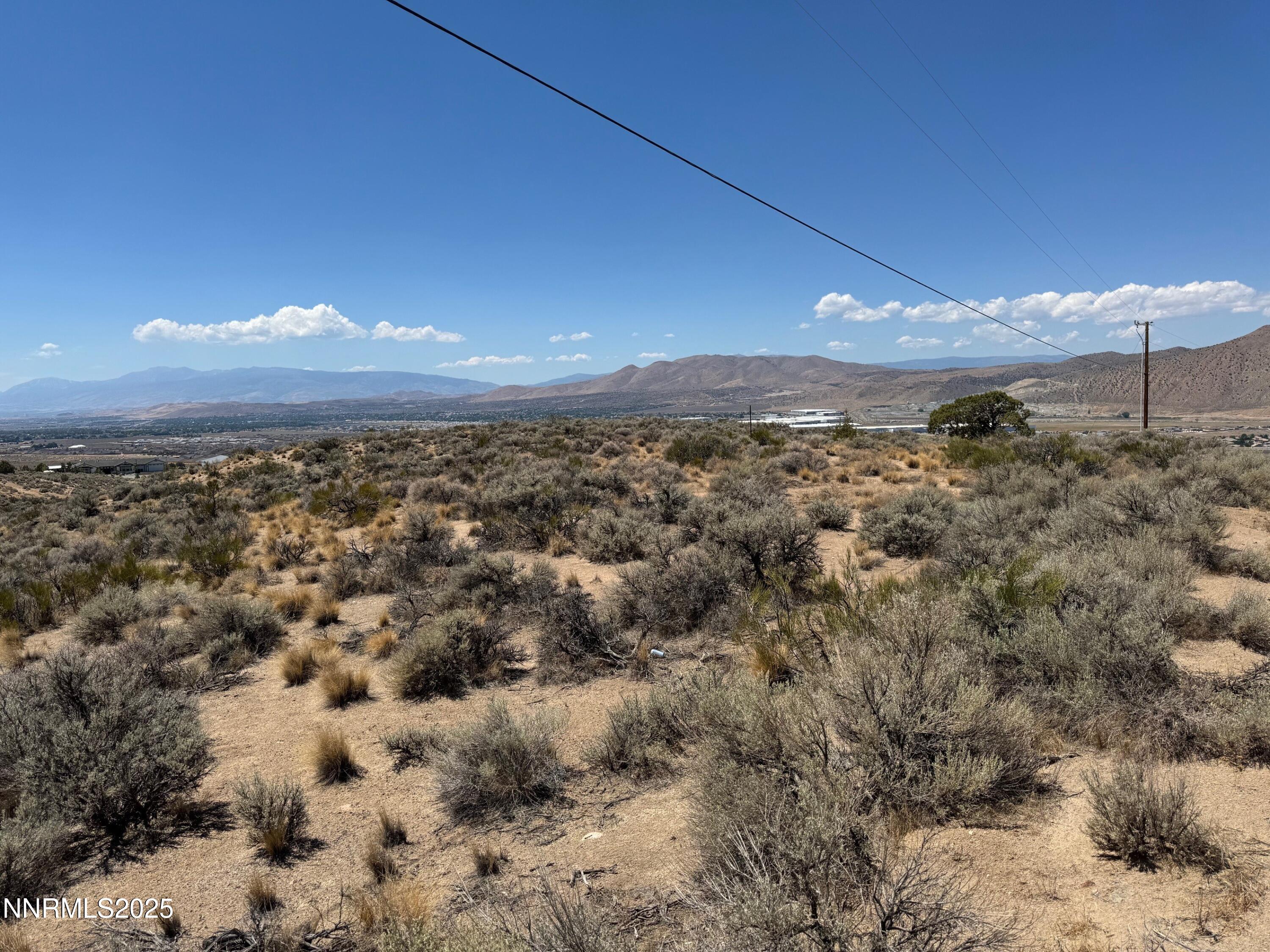 0 Linterna Lane Sparks, NV 89441 - Photo 5 of 5 a view of a city