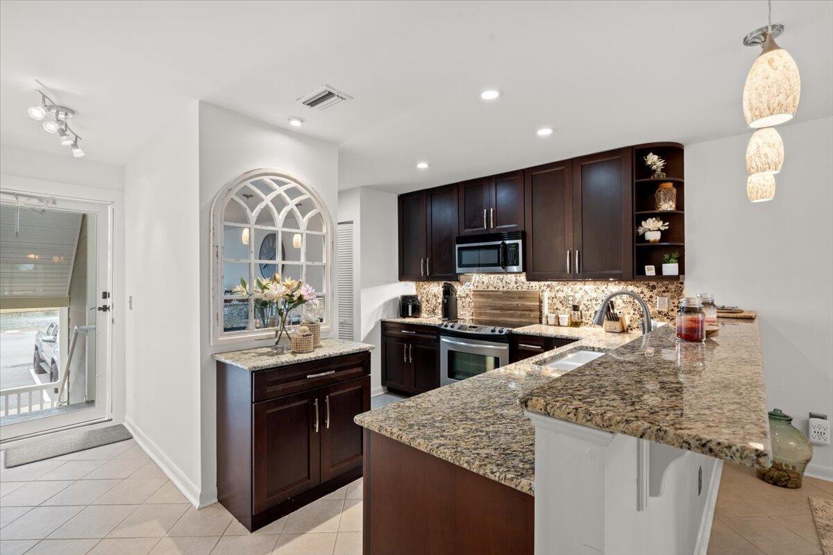 76 Mariners Cay Drive Folly Beach, SC 29412 - Photo 16 of 47 15