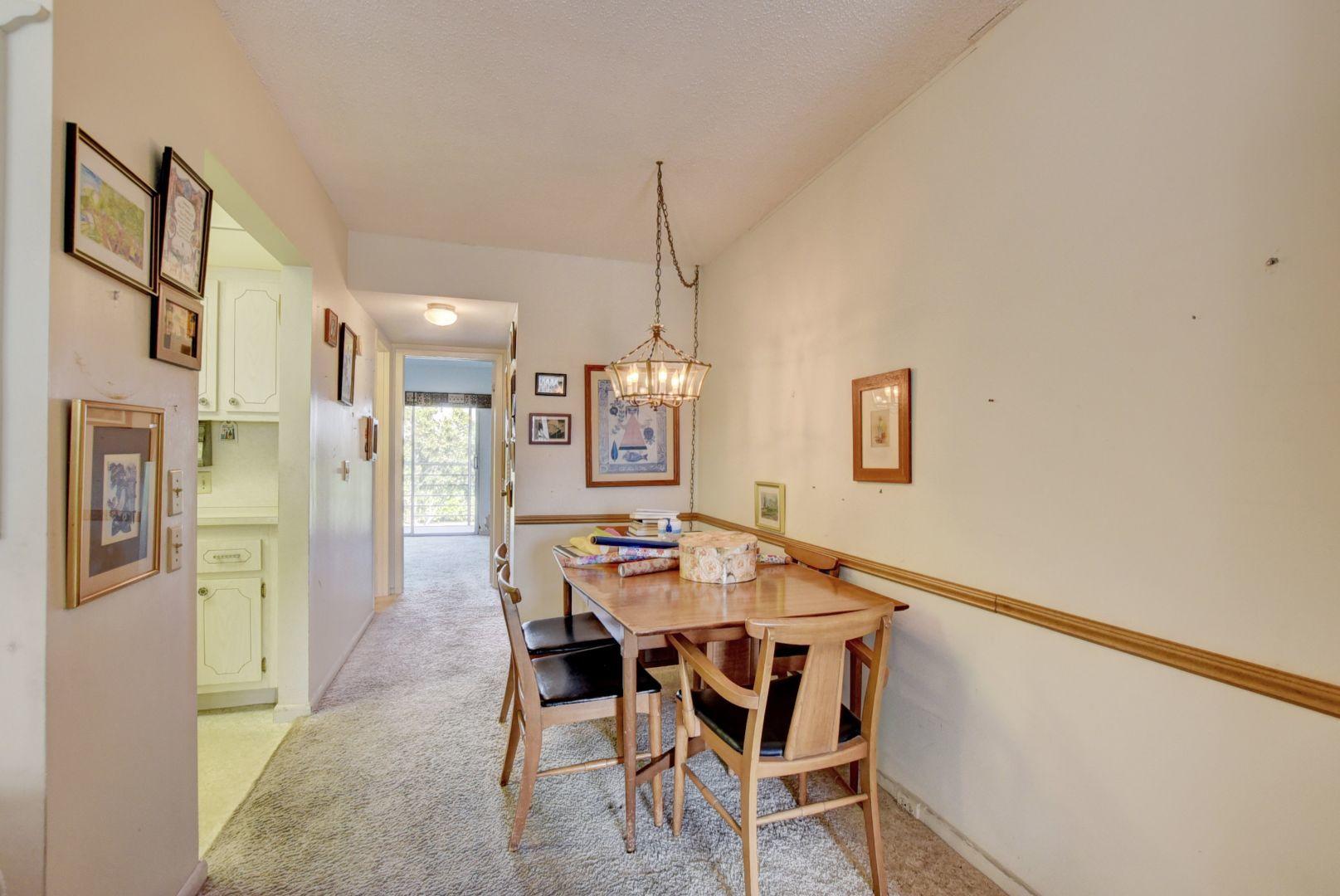 246 Suffolk F Boca Raton, FL 33434 - Photo 5 of 15 a dining room with furniture and window