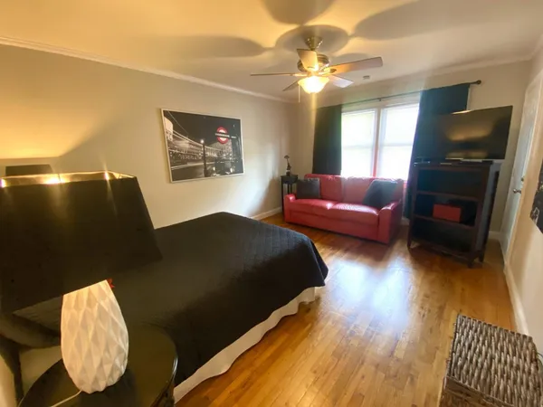 $1,795 | 2801 Wade Avenue, Raleigh, NC 27607