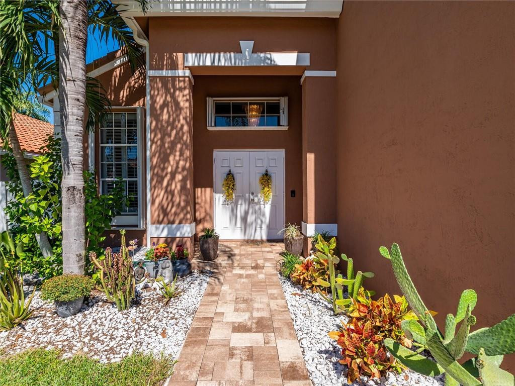 302 Bridgeton Road Weston, FL 33326 - Photo 5 of 60 Photo 5