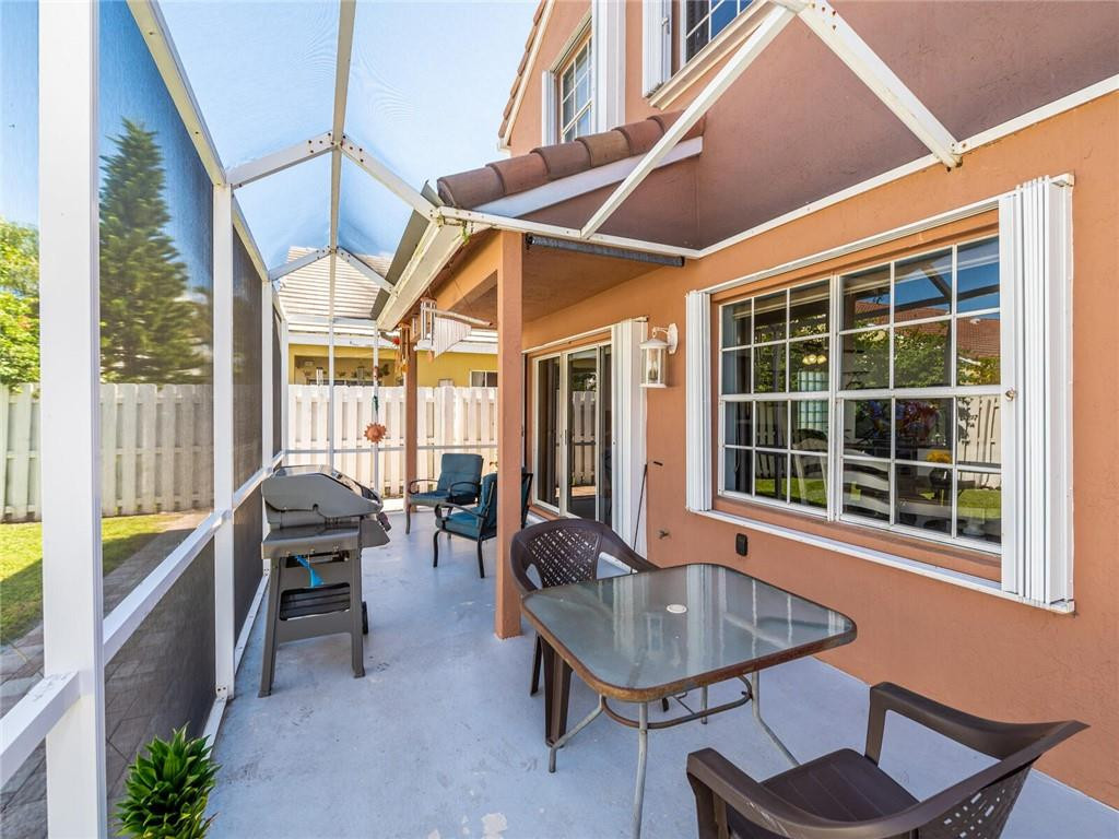 302 Bridgeton Road Weston, FL 33326 - Photo 51 of 60 Photo 51