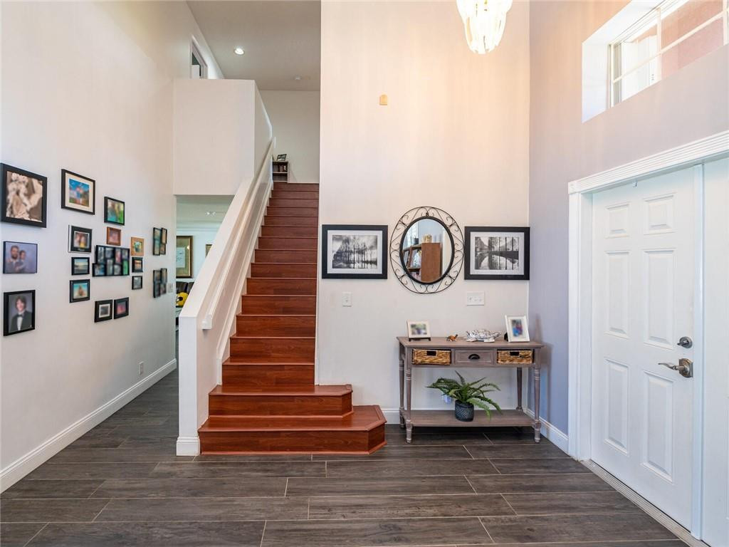 302 Bridgeton Road Weston, FL 33326 - Photo 8 of 60 Photo 8